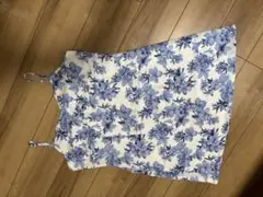 青い花柄キャミワンピース