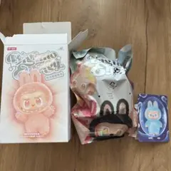 【正規品】Big into Energぬいぐるみペンダント　ラブブ　HOPE