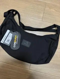 Item thumbnail for item c8912087-28c3-40ee-b8ca-56fcbdfb5a15