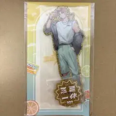 三ミ一体 アクリルスタンド　宇佐美リト