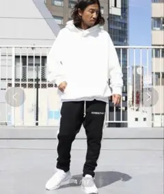 期間限定特別価格　国内正規　FOG ESSENTIALS ジョガーパンツ