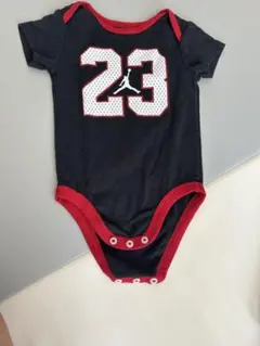 Jordan 23番ロンパース 12M 黒/赤