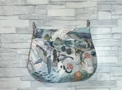 ハンドメイド　ダーツ入り　ミニタックバッグ　おとぎの国の猫と仲間たち