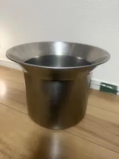 Item thumbnail for item 7852d7d2-e855-4207-9735-91f75b44092d