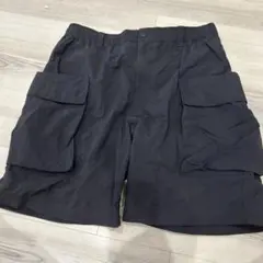 UNIQLO パラシュートカーゴショーツ 黒