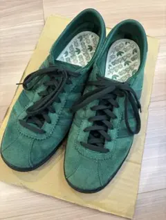 adidas タバコグルーエン　TOBACCO GRUEN