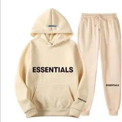 新品 ESSENTIALS フーディーとパンツセット
