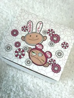 村上隆KAIKAI AND KIKI PHONE CASE DANGLER