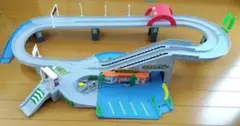 トミカ 高速道路にぎやかドライブ