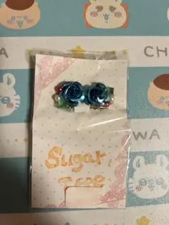 ハンドメイド　青い薔薇のイヤリング