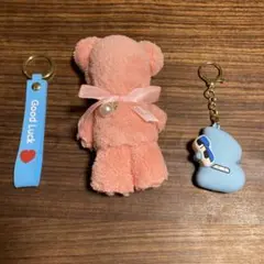 くま　ぬいぐるみ型　タオルとGood Luckキーホルダーセット