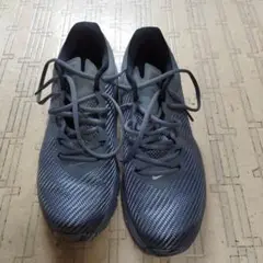 Nike グレー トレーニングシューズ