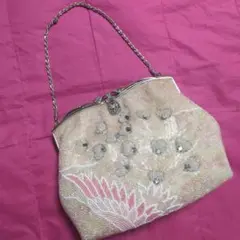 Item thumbnail for item d8def66f-9c7e-43ab-ac43-58cee96aeaf2