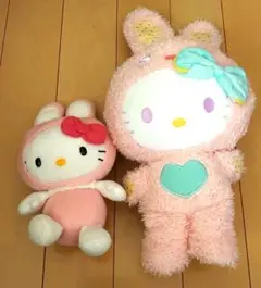 [送料込]ハローキティ　サンリオ　ウサギ　着ぐるみ　ぬいぐるみ 2体