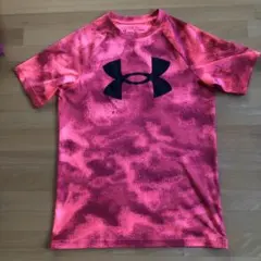 Under Armour ピンク カモフラ Tシャツ　160センチ