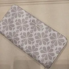 新品US直営購入 ケイトスペード スペードフラワー 長財布 国内低下以下でお得!