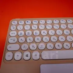 3COINS タッチパッド付きキーボード 2411KRU-02