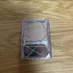 Item thumbnail for item b0828f4f-27e6-44c8-92a7-f952e3899ffd