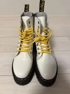 Dr.Martensホワイトブーツ