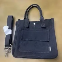 黒のトートバッグ 取り外し可能ショルダーストラップ付き