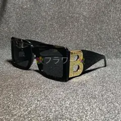 スクエア サングラス Bロゴ ミリオネア サイクロン ブリンブリン ブラック