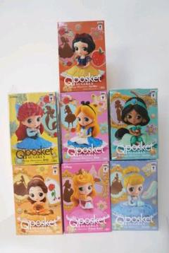 ディズニー Qposket Sugirly フィギュア レアカラー 5点セット Amazon.com: Disney Q Posket Sugirly Cinderella 3-Inch