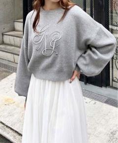 INGNI 刺繍ロゴ バルーンスリーブ セーター 古澤里紗さん着用 グレーのサムネイル