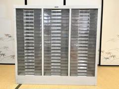 コクヨ 事務生理庫 3列 20段 B4縦型トレーユニット キャビネット