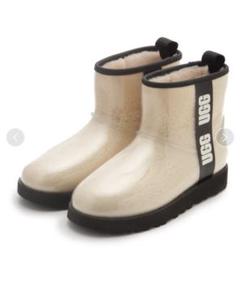 新品未使用　UGG emmi Classic Clear Miniのサムネイル