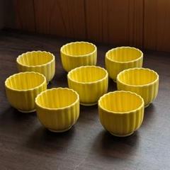珍味入れ　濃黄釉菊葉型千代口 10個　新品未使用 黄色菊型小鉢 8個セット 珍味入れ 和食 - メルカリ