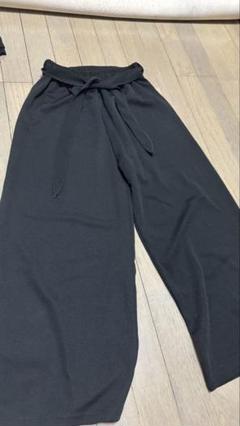 アナップ　ブラック ワイドパンツ　黒スラックス　リボン付き