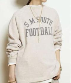 【送料込】 アパルトモン☆新品REMI メルカリ - FOOTBALL SOUTH S.M. RELIEF トップス