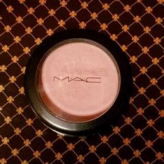 MAC(マック)パウダーブラッシュ ウェル ドレスト