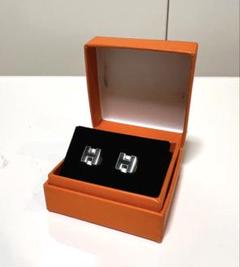 エルメス Hバスキュール 片耳ピアス グリーン 箱付き 美品 エルメス Hバスキュール 片耳ピアス グリーン 箱付き 美品