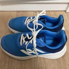 大人気adidas 青 スニーカー 23.5のサムネイル