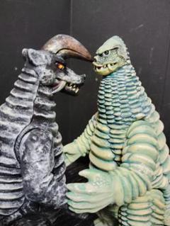 マーミット リアルソフビ完成品 ドラコ+ギガス+レッドキング3体セット中古美品 送料サービス】KRS×JG レッドキング(ソフビ製塗装済完成品