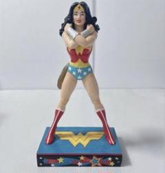 ワンダーウーマン 塗装済完成品 フィギュア スタチュー 像 ジオラマ台座付 ワンダーウーマン ジャ | スタチュー | プライム1スタジオ