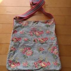 【Cath Kidston】キャスキッドソン＊メッセンジャーバック＊花柄
