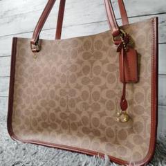 COACH ベージュ ミニトート キーホルダーCX069 SVPWH