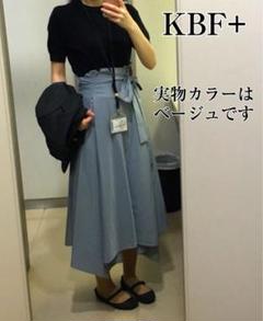 KBF+　美品　イレギュラーヘムウエストリボンロングスカートのサムネイル