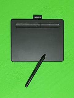 Wacom Intuos Small データ特典付き TCTL4100WL/K0
