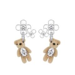 【メーカー直売】 美品】yvmin くま ピアス - メルカリ アクセサリー