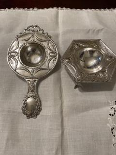 【SJRose&Son 純銀/46g】ティーストレーナー  受け皿付【イギリス】 SJRose&Son 純銀/46g】ティーストレーナー 受け皿付【イギリス】
