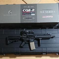 東京マルイ次世代M4 CQB-Rカスタム（美品・Pmagなど豪華なおまけ多数） 東京マルイ次世代M4 CQB-Rカスタム（美品・Pmagなど豪華なおまけ