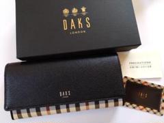 Checker emboss ラウンドファスナー長財布｜DAKS（ダックス