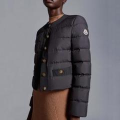 美品 MONCLER 23AW SALOUEN ダウンジャケット 1 ブラック 美品 MONCLER 23AW SALOUEN ダウンジャケット 1 ブラック - メルカリ