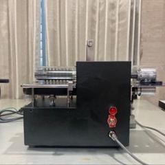細皮裁断機　細革裁断機　(圧着ローラー付)