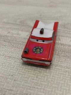 カーズトミカ　ラモーン　カスマムタイプレッド　Dカプセル　ディズニー カーズトミカ ラモーン カスマムタイプレッド Dカプセル