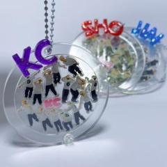 Johnny&#39;s - 岸優太 シュシュ PVCキーホルダー Amazon.co.jp: PVCキーホルダー 岸優太 SWEETGARDEN キンプリ
