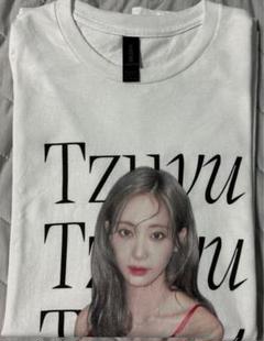 2025年最新】Tzuyu tシャツの人気アイテム - メルカリ